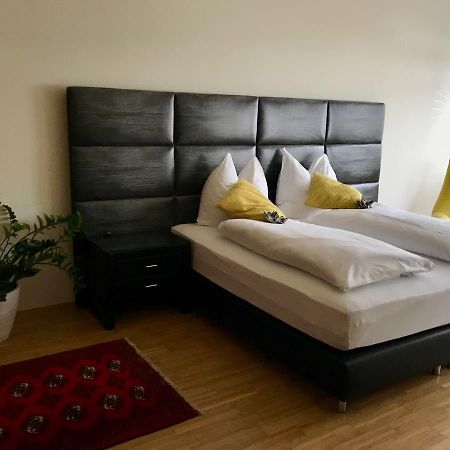 Hotel Bellini Λεόμπεν Εξωτερικό φωτογραφία
