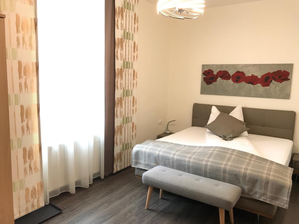 Hotel Bellini Λεόμπεν Εξωτερικό φωτογραφία